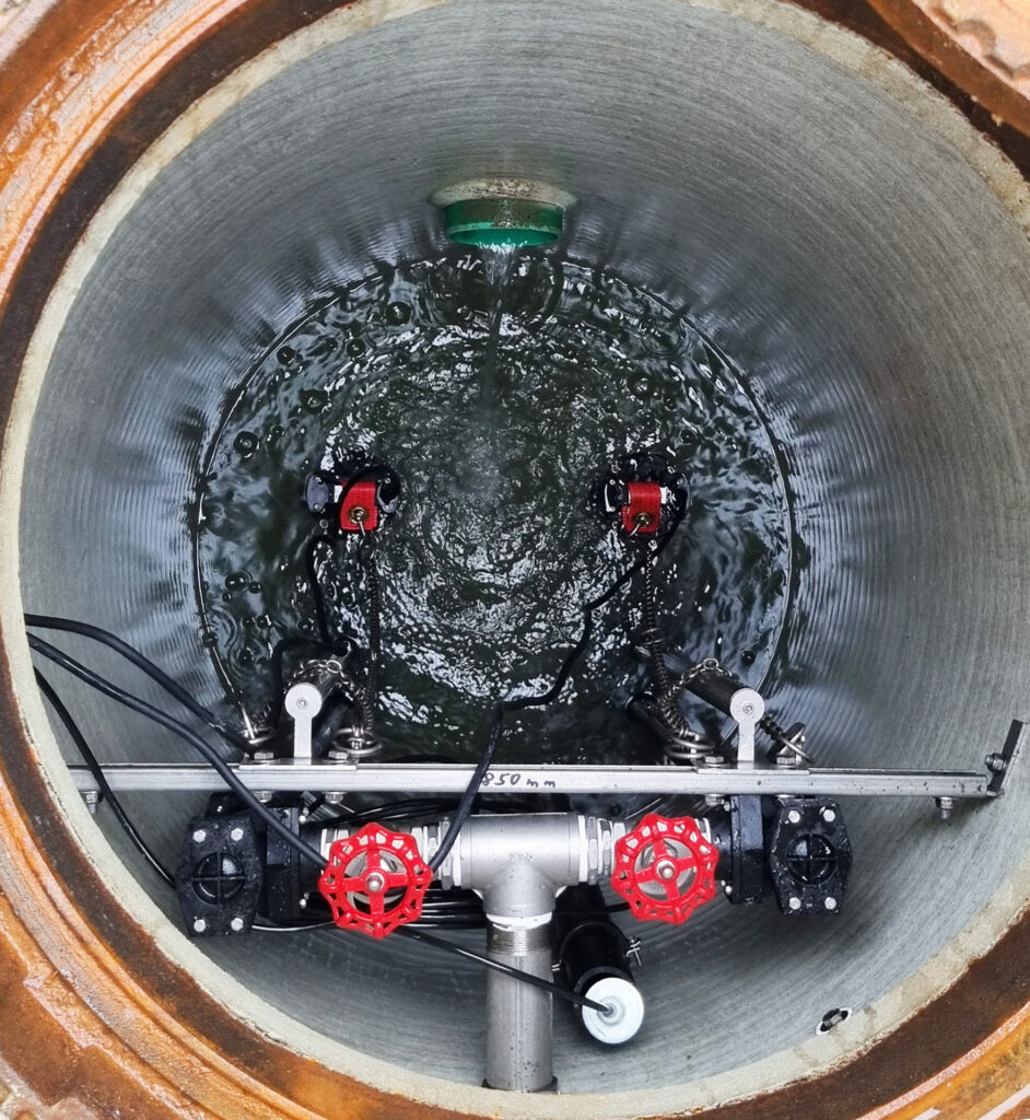 Der Fettabscheider des Typs FP10-1000 mit der Nenngröße 10 weist ein Fettspeichervolumen von 400 l und ein Schlammfangvolumen von 1.000 l auf.