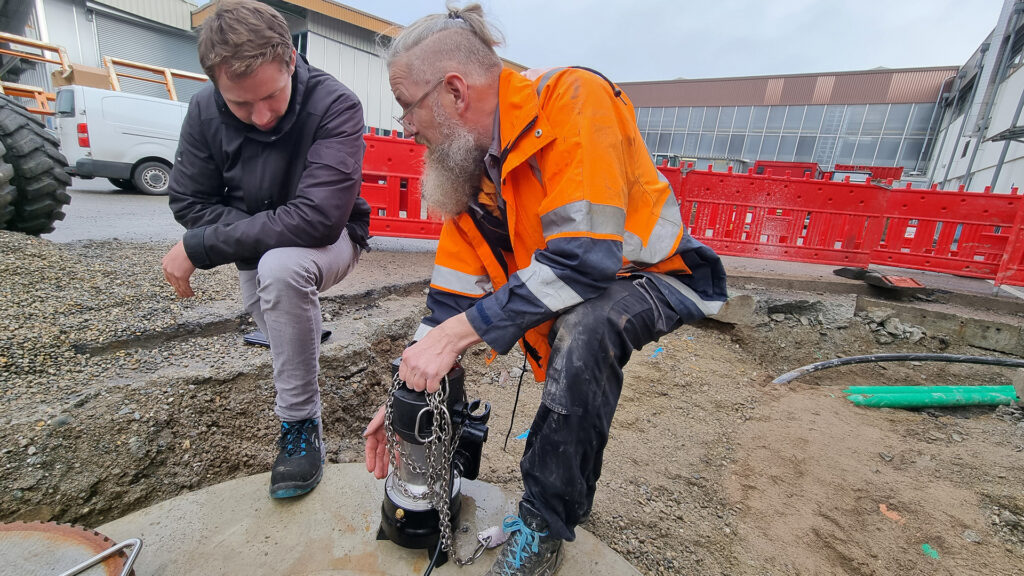 Die Einweisung in die Anlage fand unmittelbar nach dem begleiteten EInbau statt.
