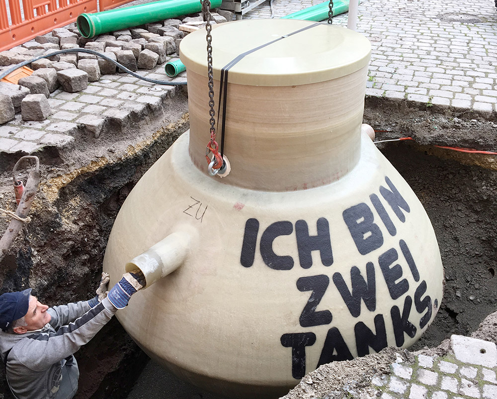 Haase fat separator for a restaurant in Esslingen with factory-laminated shaft construction.
